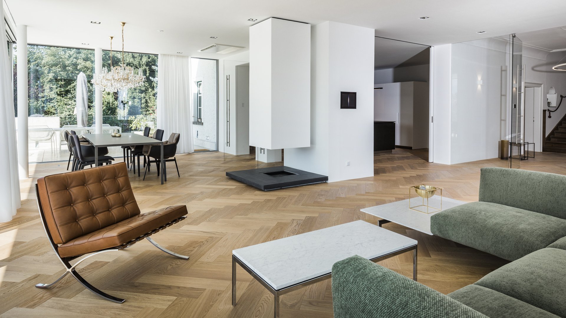 TRAPA Spina Spigolo Rovere naturelle spazzolato Cortina – casa privata, AT