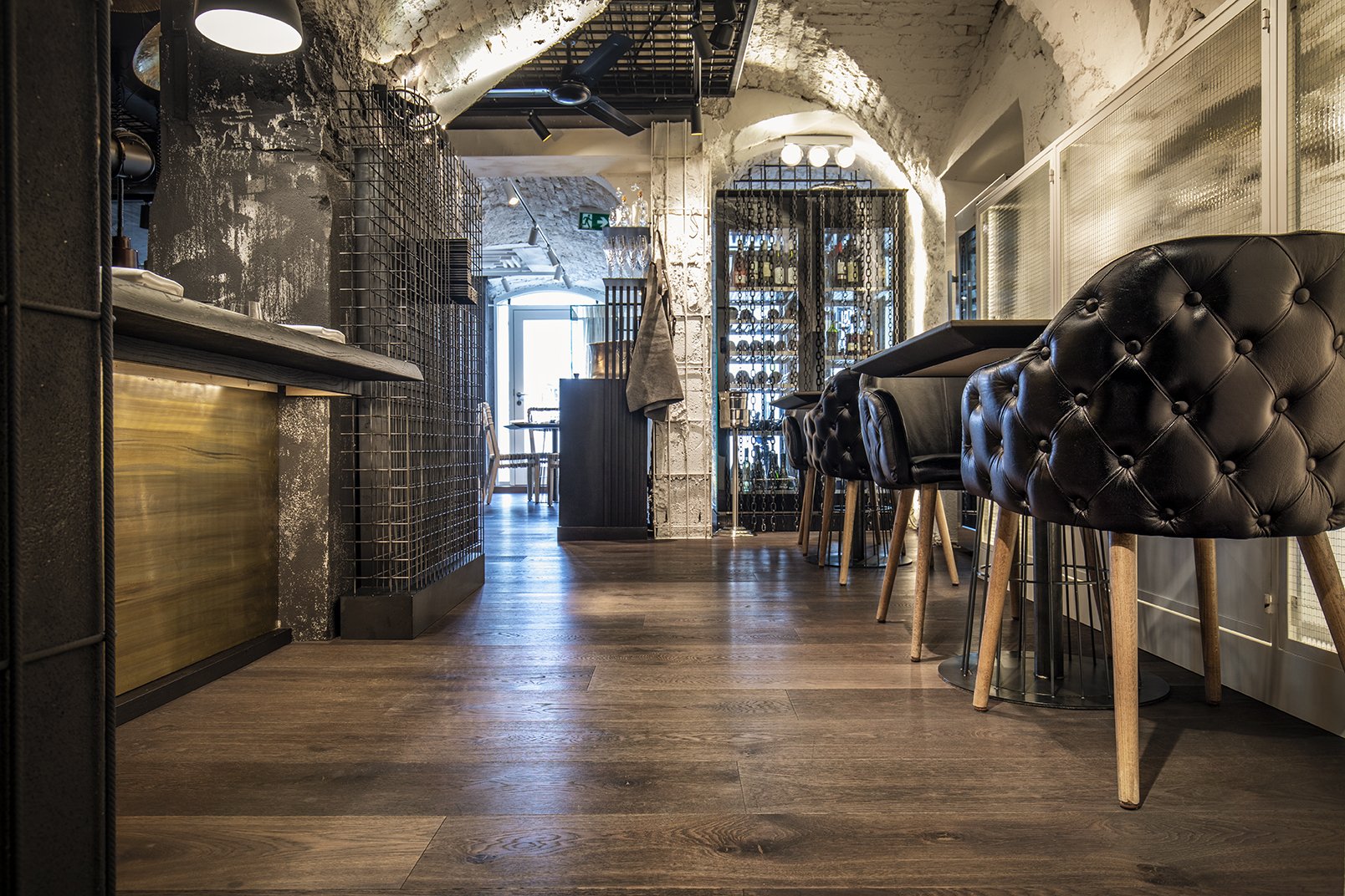 TRAPA Plank Rovere Canneto nodoso spazzolato Portofino – Ristorante Lukas, AT
