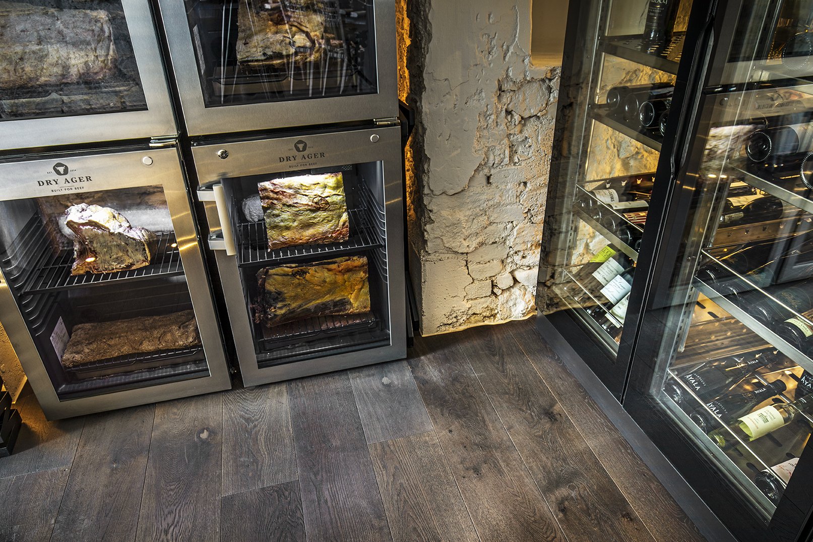 TRAPA Plank Rovere Canneto nodoso spazzolato Portofino – Ristorante Lukas, AT